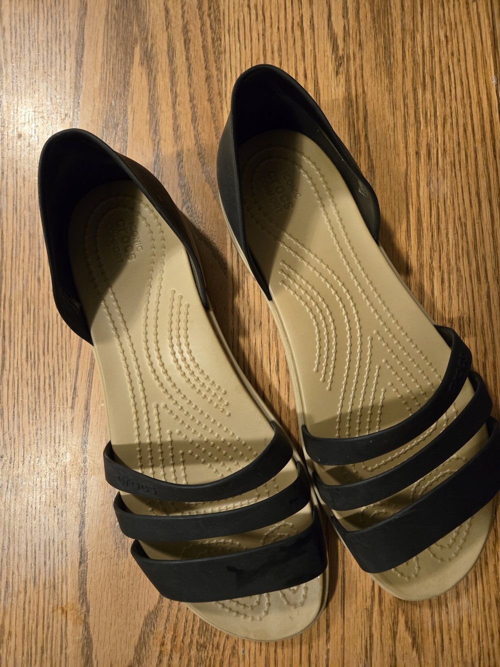 CROCS Black and Tan Strappy Open-Toe Sandals - Picture 4 of 5